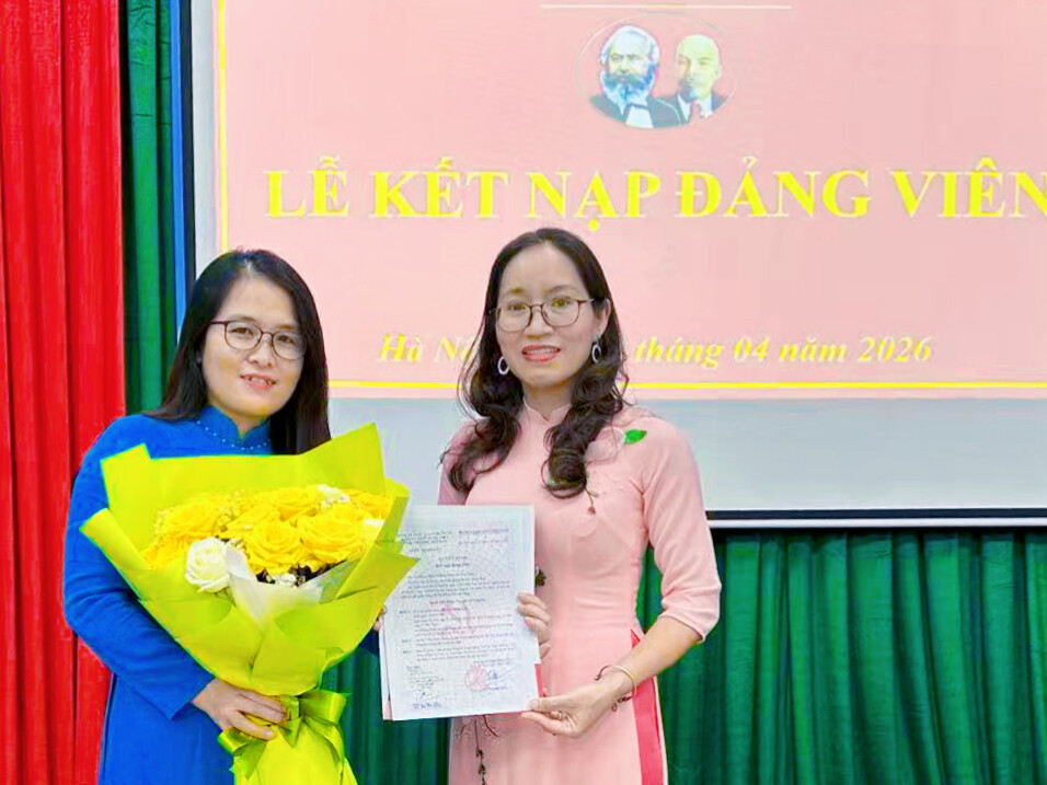 B7c92f985bf76bd0eb50bfbdc1f83ed8